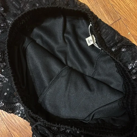 Living Doll Sequin Shorts - Picture 7 of 9